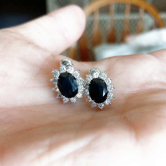 New Genuine Sapphire Earrings - Picture 2 of 11